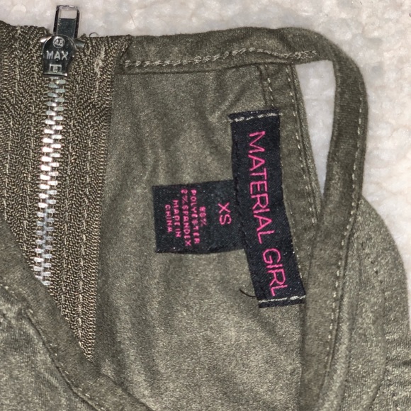 Halter zip up Crop Top - Picture 3 of 3